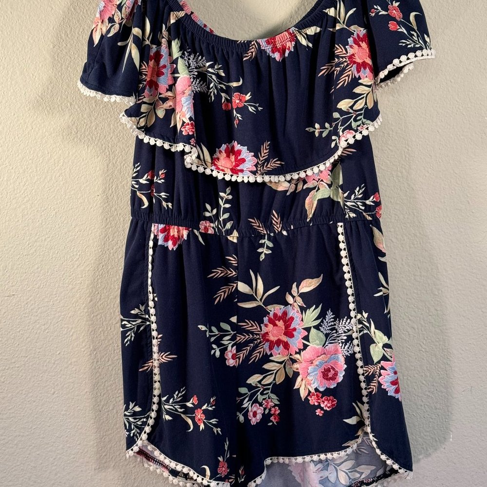 Romper in GUC Size Large